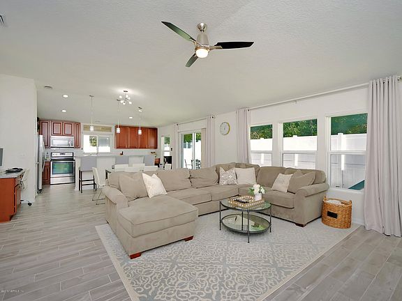 5th image of 2137 Chandlers Walk Ln