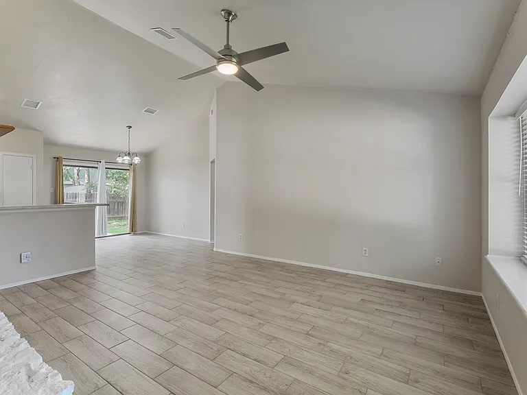 1808 Prairie Star Ln — Photo 13