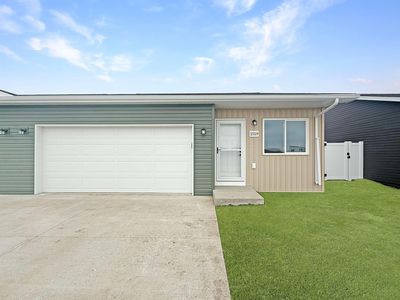 1519 47th Loop SE, Minot, ND, 58701