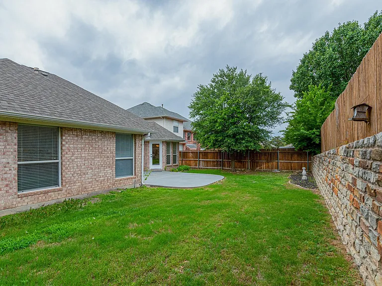 4725 Bristol Trace Trl — Photo 32