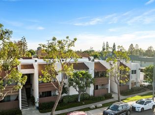 17522 Vandenberg Ln APT 11, Tustin, CA 92780