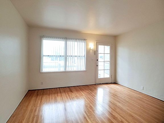 3rd image of 440 N Zona Ct #B