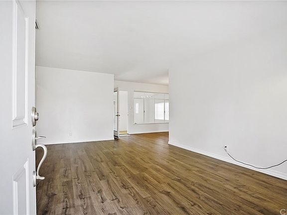5th image of 15602 E Grovecenter St