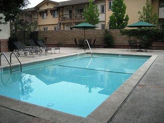 4th image of 5245 Chesebro Rd APT 207