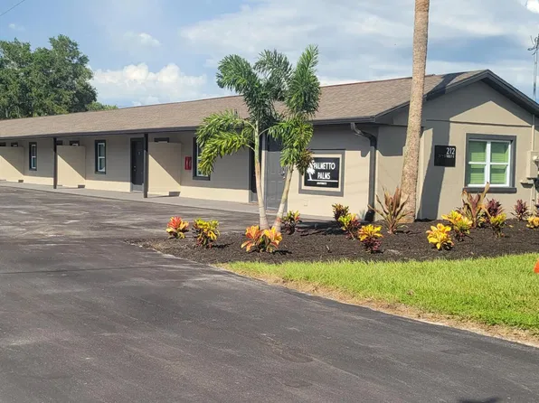 212 39th St E APT 1, Palmetto, FL 34221