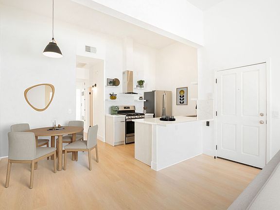 3rd image of 2062 Dracena Dr APT 11