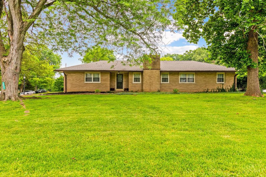 Real estate listing image
