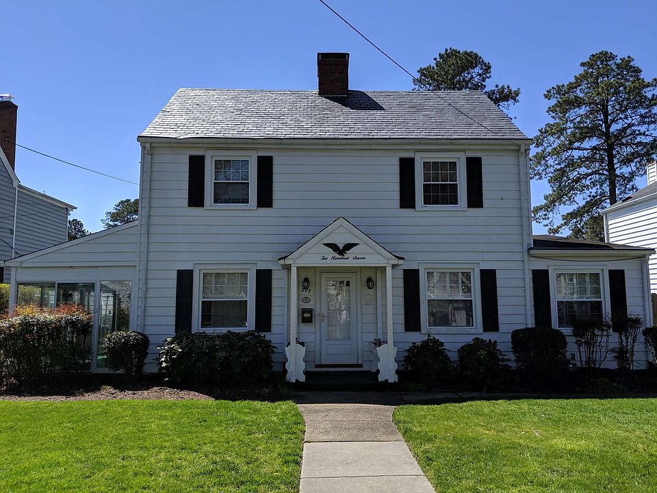 1st image of 207 Oak Grove Rd