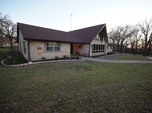 2nd image of 230 Private Road 2174