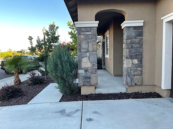 5th image of 5733 Van Eyck Way