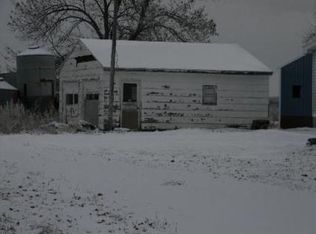 2586 Teller Ave, Oskaloosa, IA 52577