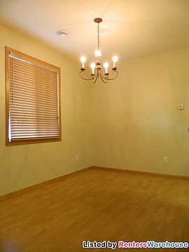 4th image of 22 River Woods Dr W