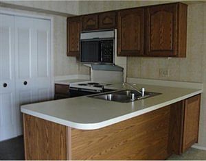 4th image of 530 Cliffs Dr #203C