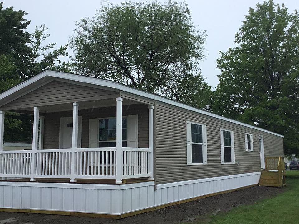 1st image of 2 Sharon Dr #32