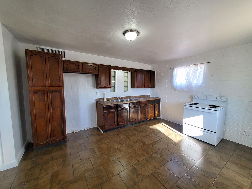 1st image of 4330 N 20th Ave