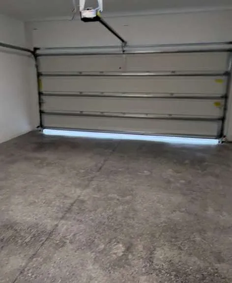 4450 Davos Dr — Photo 21