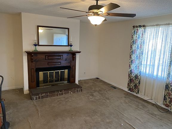 5th image of 8109 Cooper Dr
