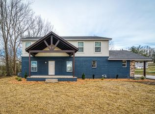 445 Pippin Rd, Cookeville, TN 38501