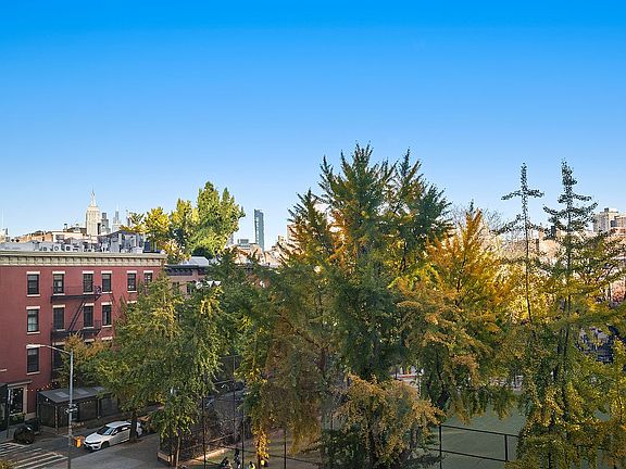 3rd image of 421 Hudson St APT 307