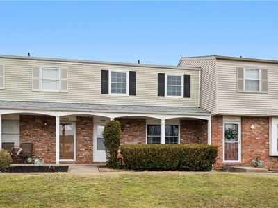 1904 Kirkby Dr, South Park, PA, 15129
