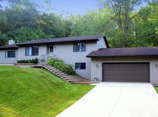2316 Schmidt Ct SE, Rochester, MN 55904