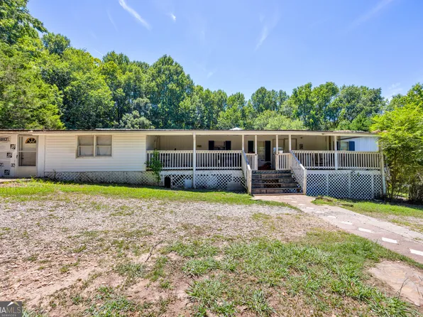1086 Highway 145, Eastanollee, GA 30538