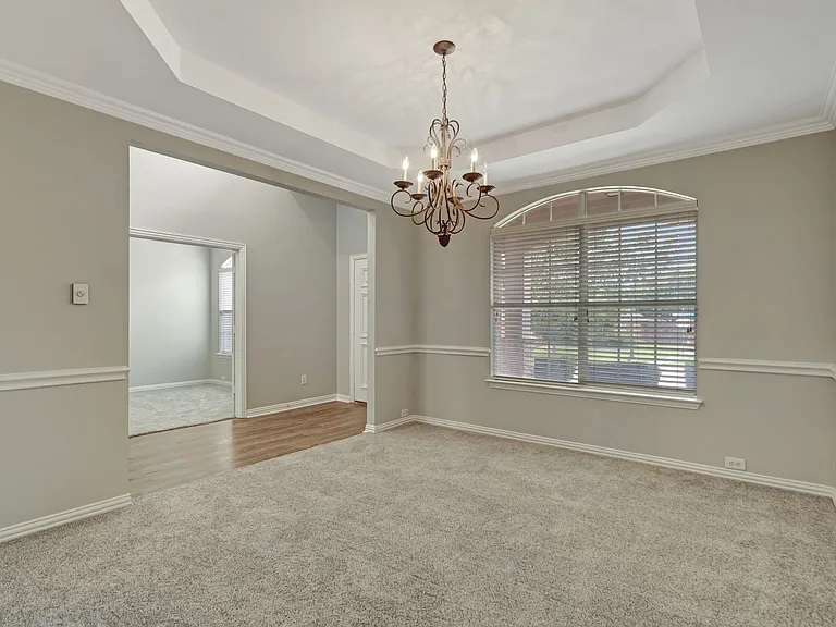 210 Red Bluff Dr — Photo 3