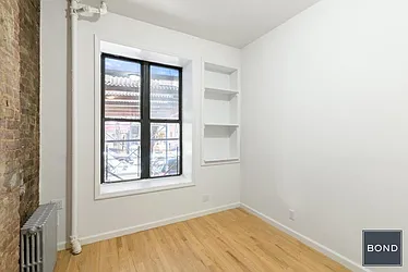 Rented by Bond New York