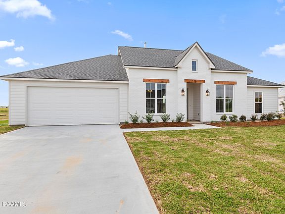 1306 Bayou Trce, Breaux Bridge, LA 70517 | Zillow