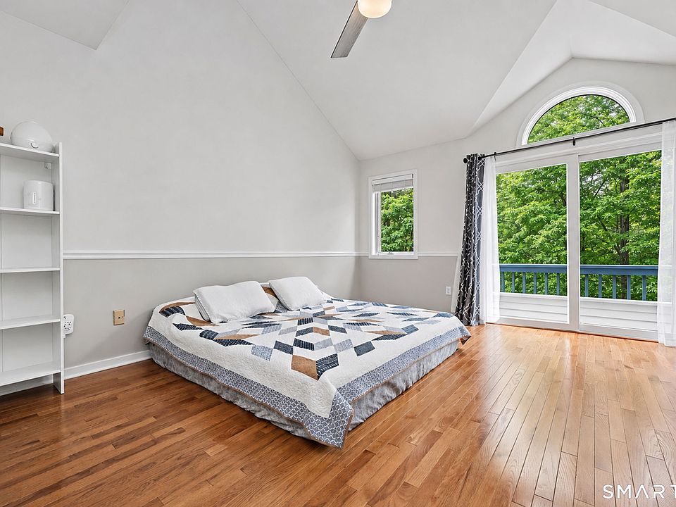 1st image of 15 Perry Ave APT D5