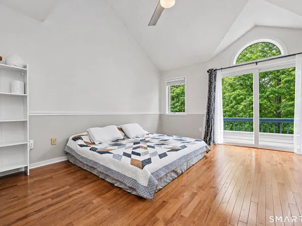15 Perry Avenue #D5, Norwalk, CT 06850