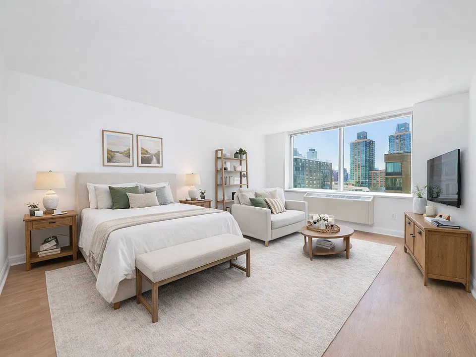 160 Riverside Blvd #11F