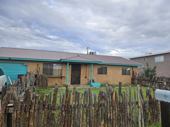 921 Impala Dr, Belen, NM 87002