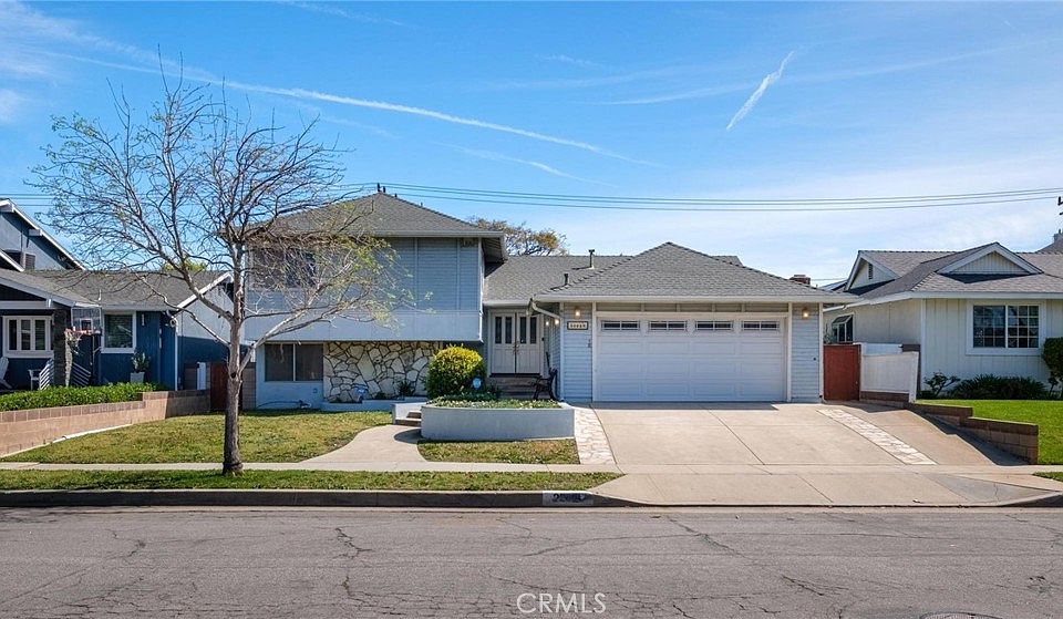 1st image of 22628 Juniper Ave