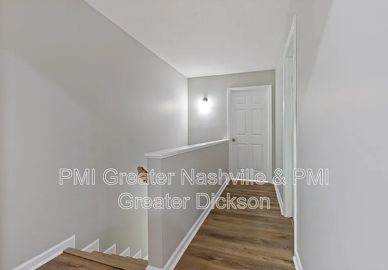 300 Spring St #13 — Photo 7