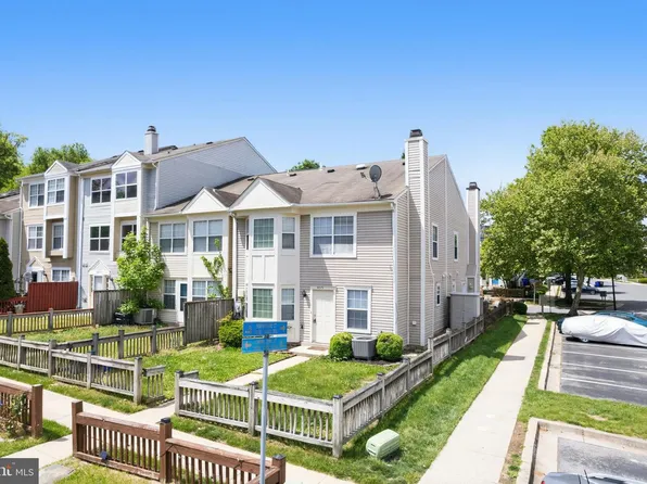 14313 S Shore Ct, Laurel, MD 20707
