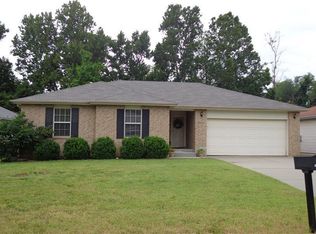 1030 W Meadowmere St, Springfield, MO 65807