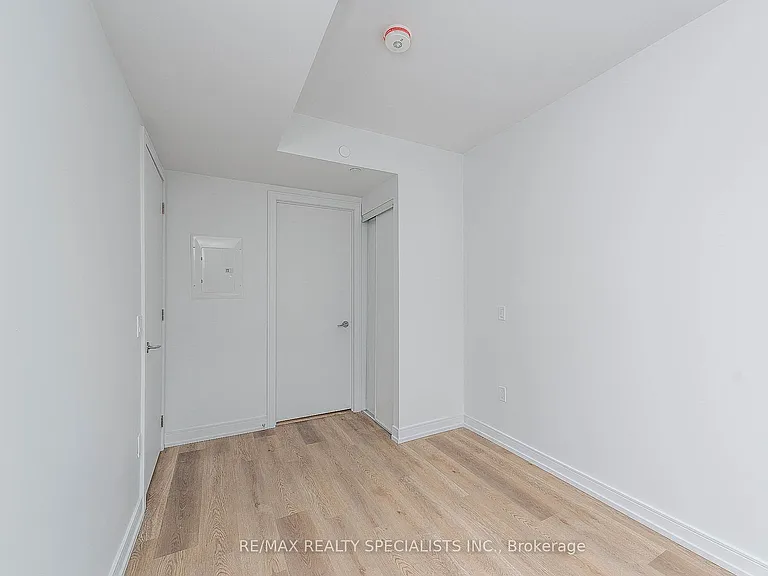 1 Jarvis St #305 — Photo 16
