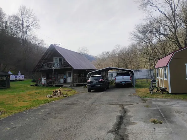 327 Big Hackneys Crk, Mouthcard, KY 41548