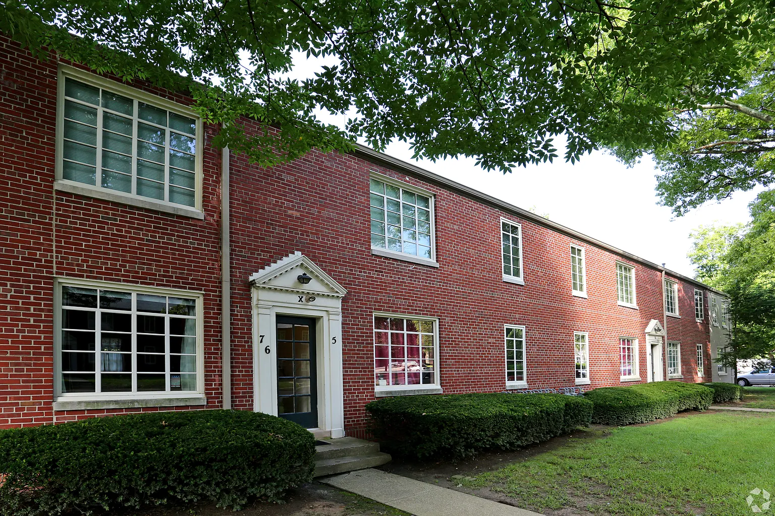 107 Fenley Ave photo 1