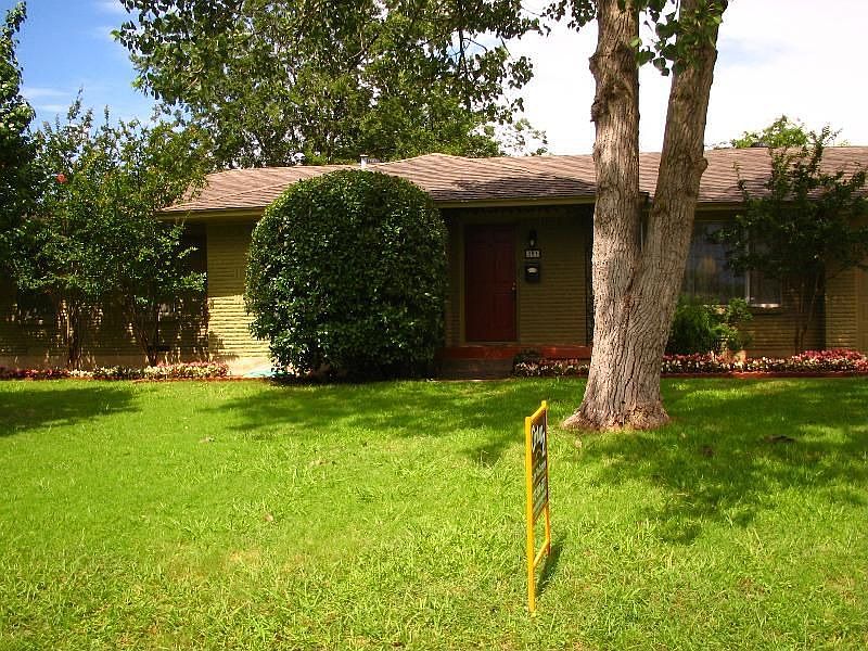 1st image of 203 Bob White St