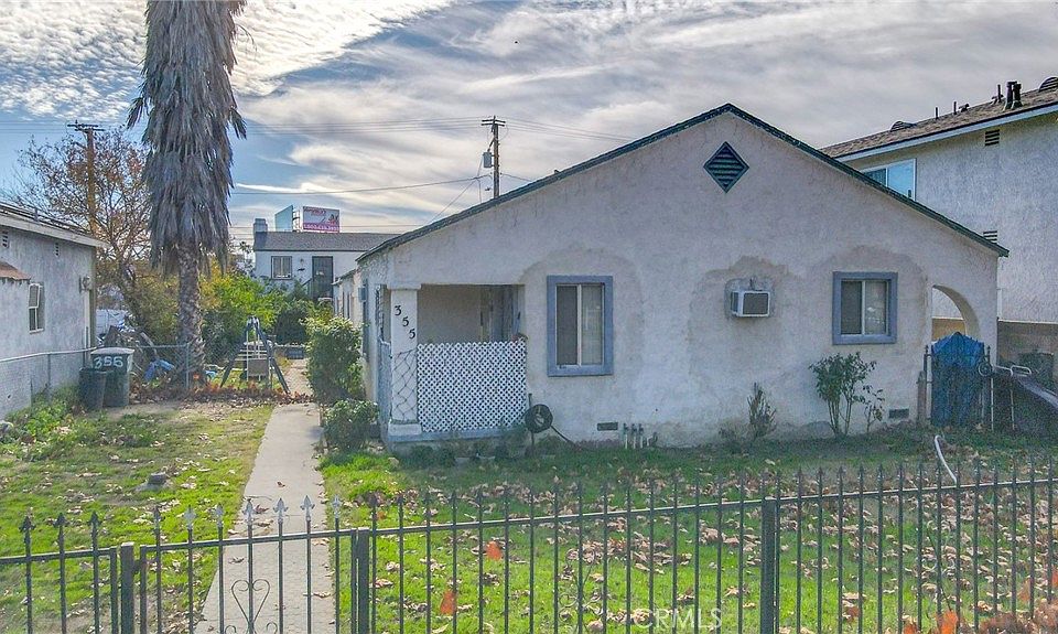 1st image of 355 W 23rd St