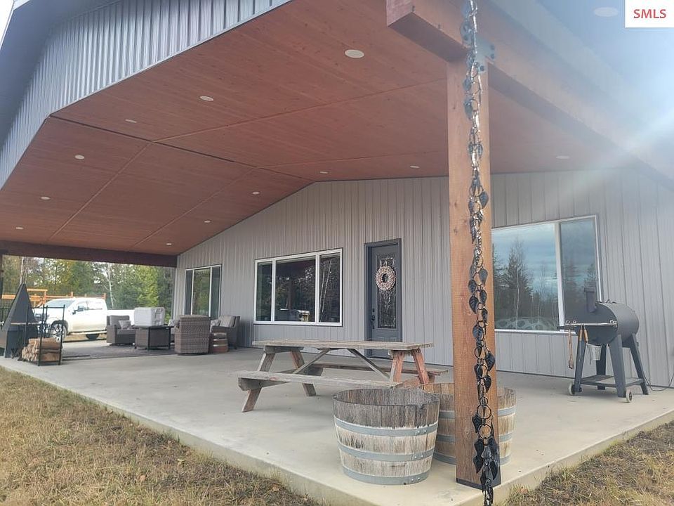 2nd image of 305 Moose Ridge Ln