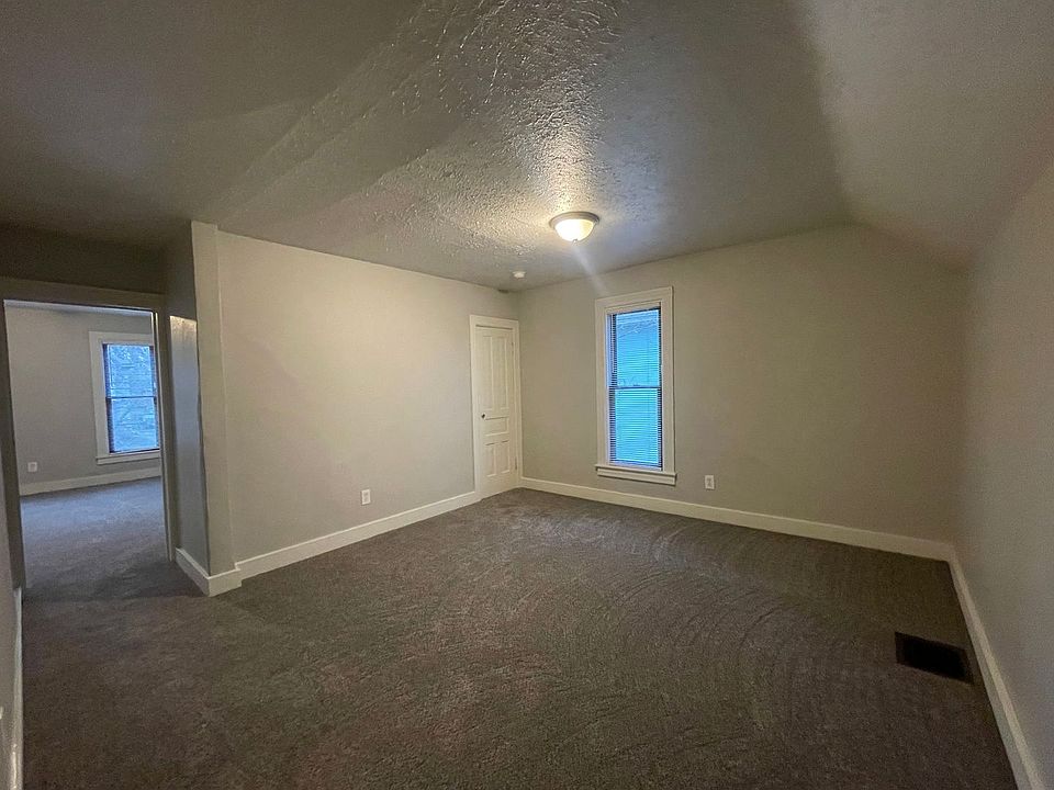 01031 Eastern 311 311 Eastern Ave SE Grand Rapids MI Zillow