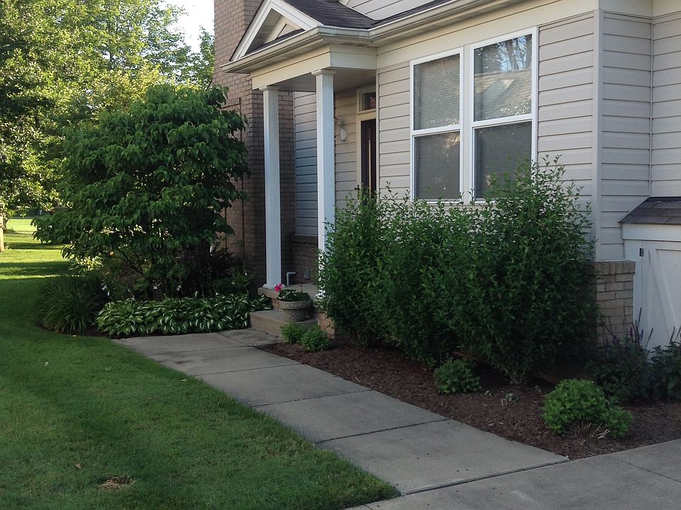 1st image of 2973 Country Club Ln