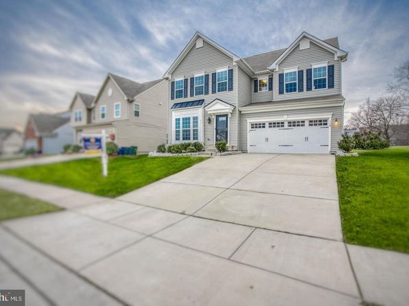 728 Falcon Ln