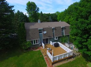 4524 Country Aire Ct, Hobart, WI 54155