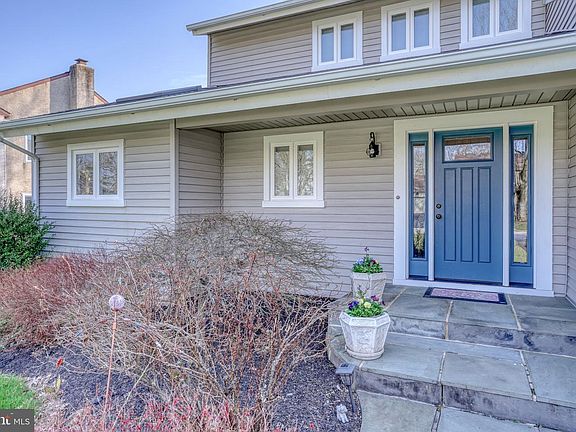 5th image of 107 Country Flower Rd