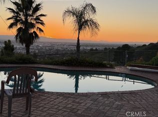 3003 Mesa Verde Dr, Burbank, CA 91504