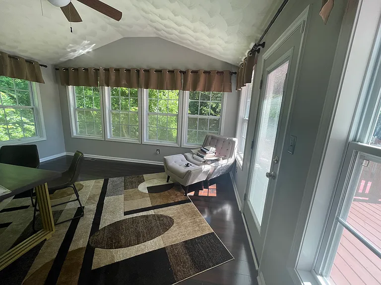 1024 Windward Ln — Photo 6